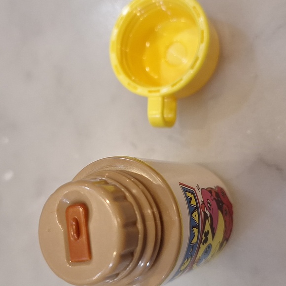 American Girl Pac-Man Yellow Mini Doll Thermos With Lid 80s Style - Picture 6 of 7